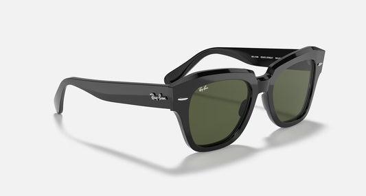 Gafas de sol Ray-Ban State Street 2186 con montura cuadrada en negro, diseño moderno y elegante.