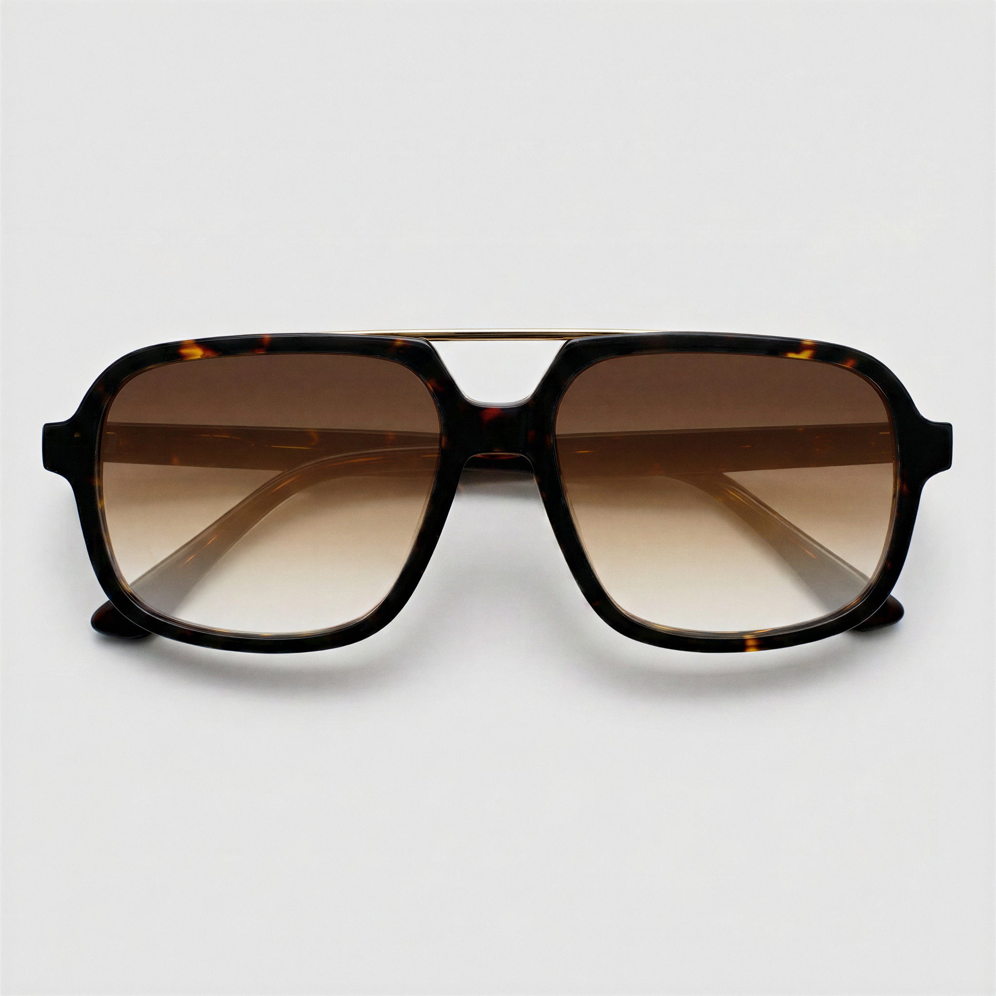 Bora C4 | Marrón Degradado — gafas de sol de pasta plegadas, tamaño compacto | Blur Eyeshop