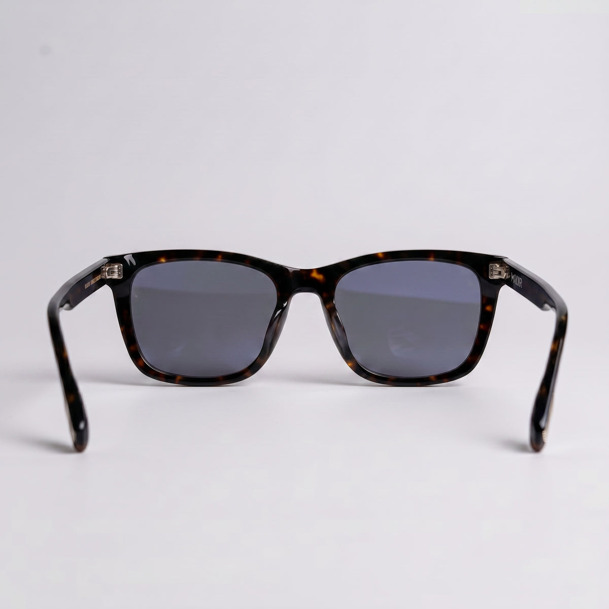 Capri C4 | Gris — detalle artesanal de la montura, gafas de pasta | Blur Eyeshop