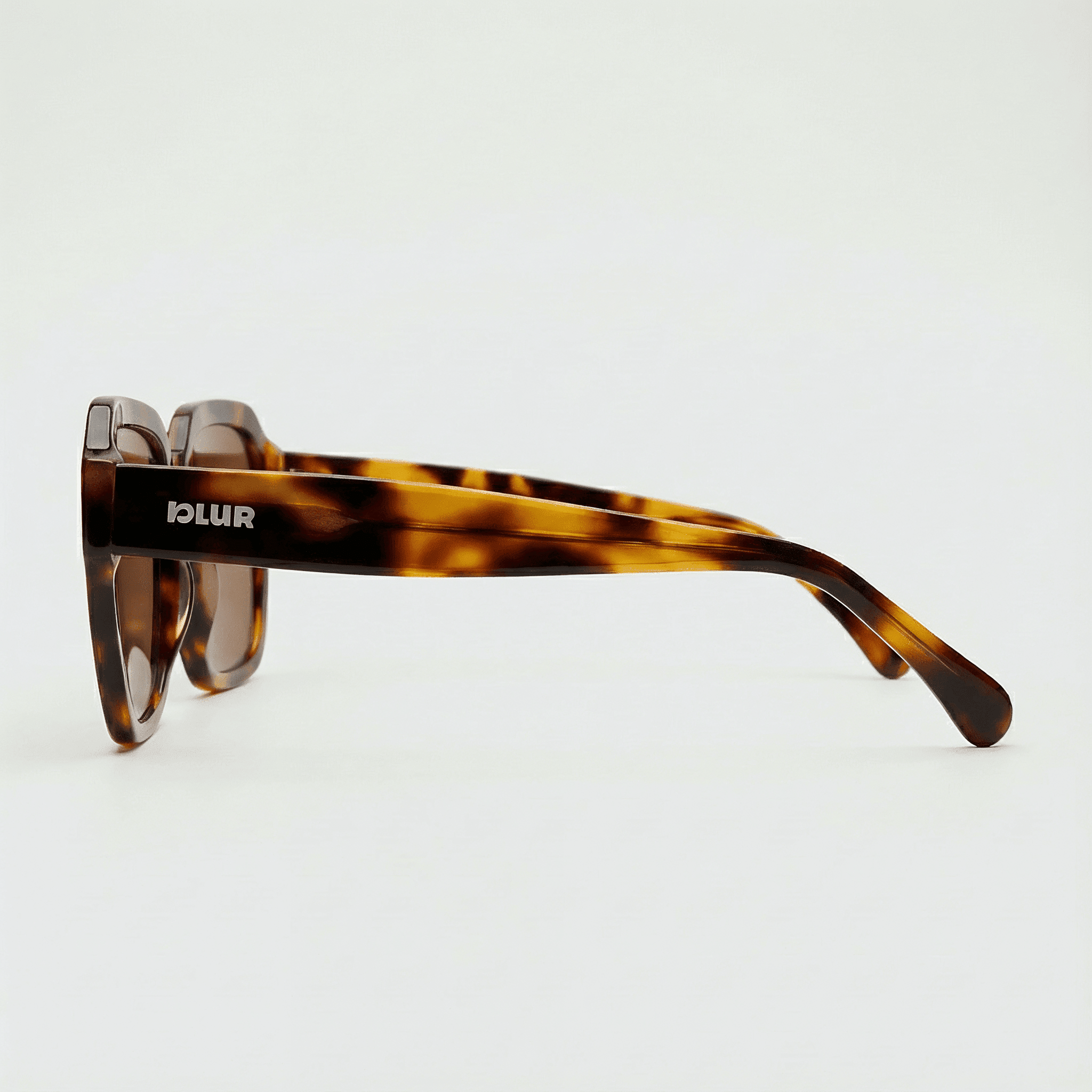 Pandora C2 | Marrón — gafas de sol de pasta, vista lateral | Blur Eyeshop