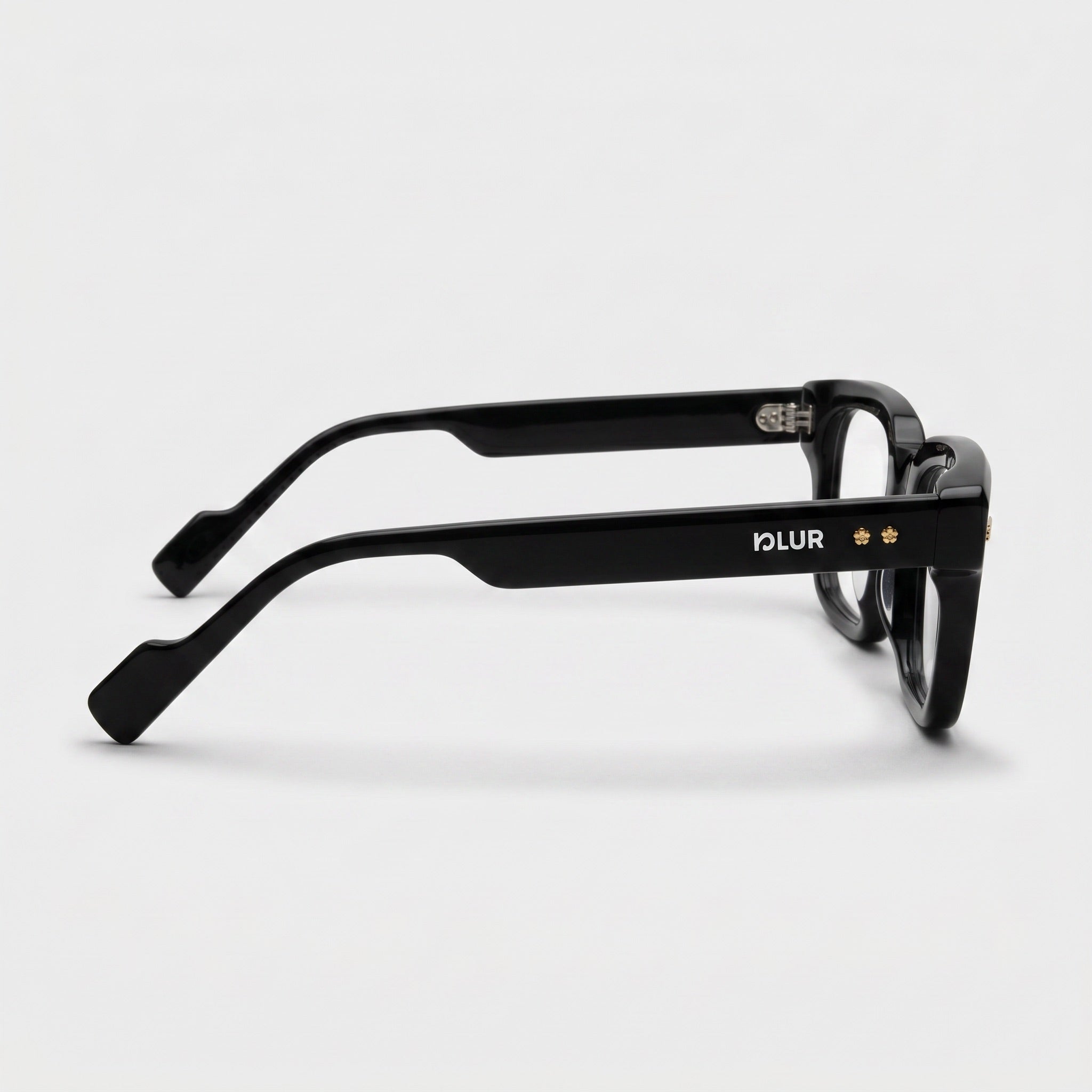 Titan Black C1 | Filtro Azul — gafas de pasta con filtro de luz azul, vista lateral | Blur Eyeshop
