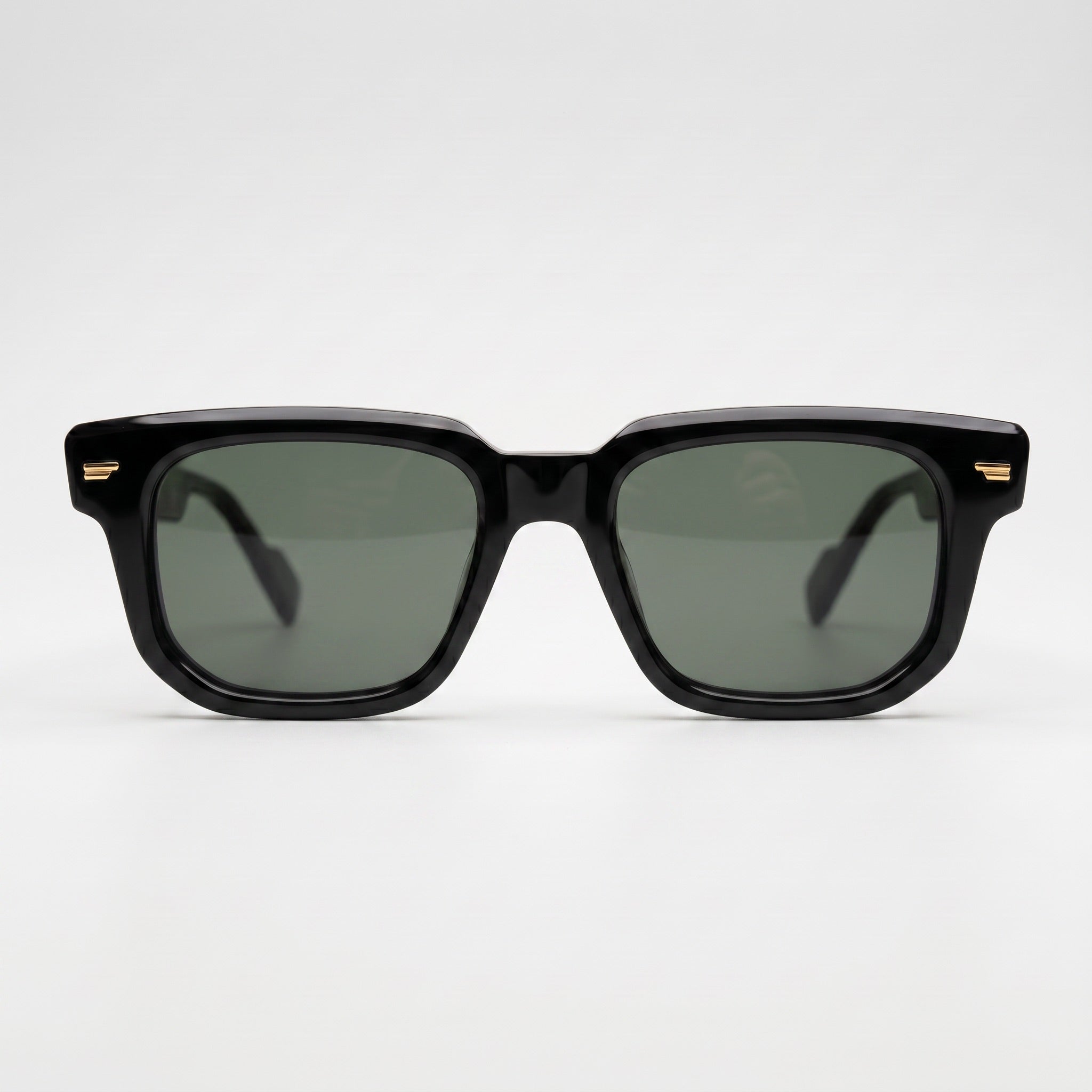 Titan Black C2 | Verde — gafas de sol de pasta, vista frontal | Blur Eyeshop