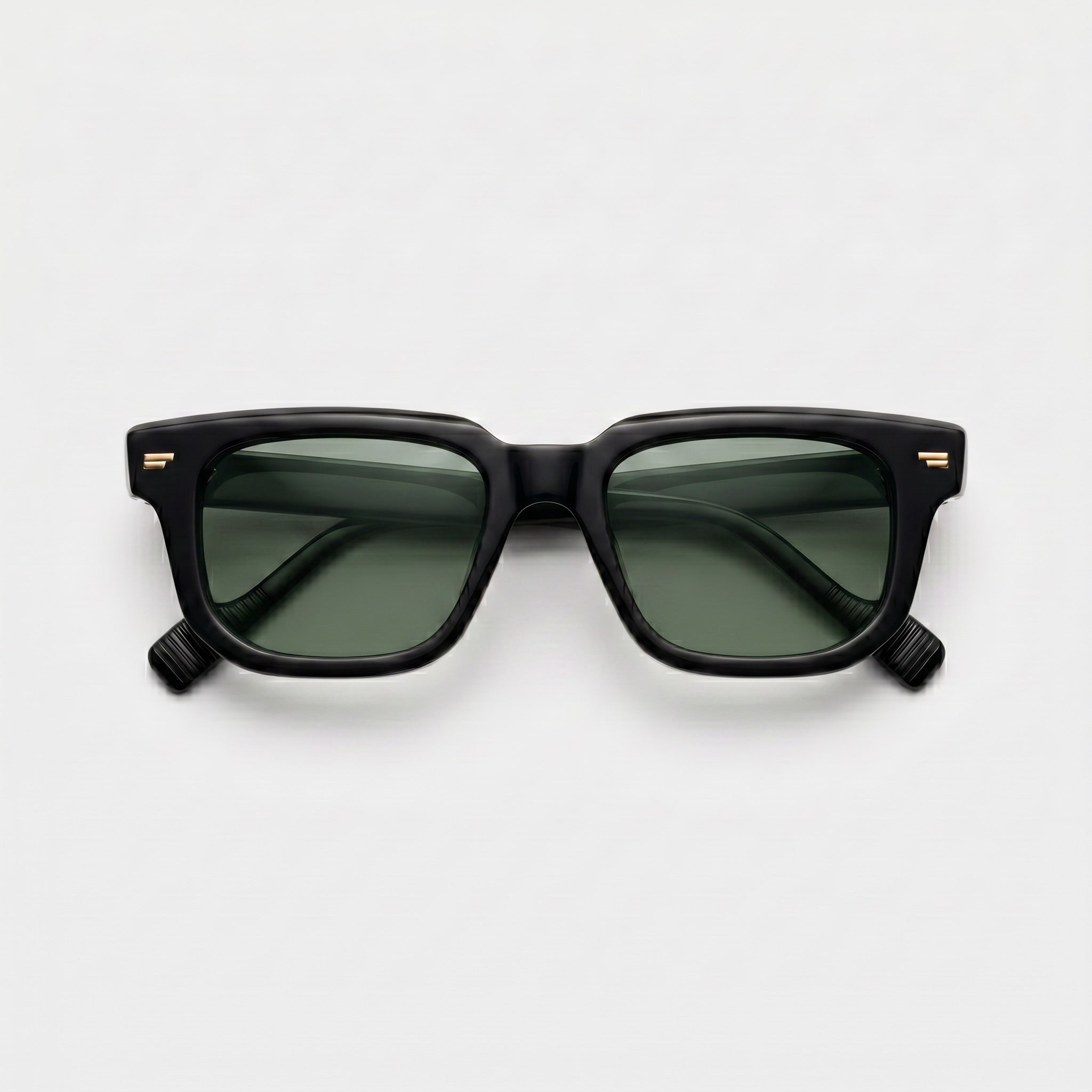 Titan Black C2 | Verde — gafas de sol de pasta plegadas, tamaño compacto | Blur Eyeshop