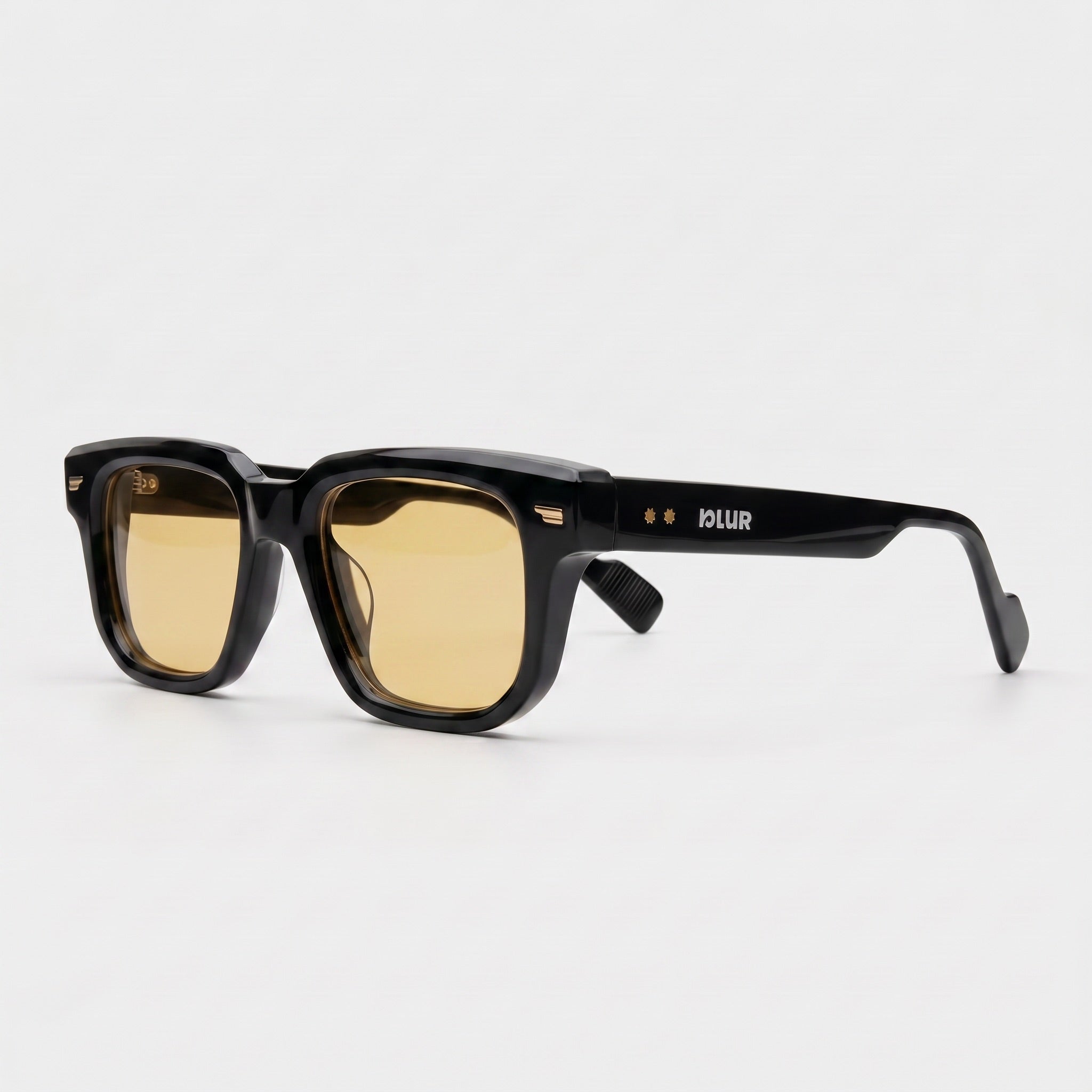 Titan Black C3 | Amarillo — gafas de sol de pasta, vista tres cuartos | Blur Eyeshop