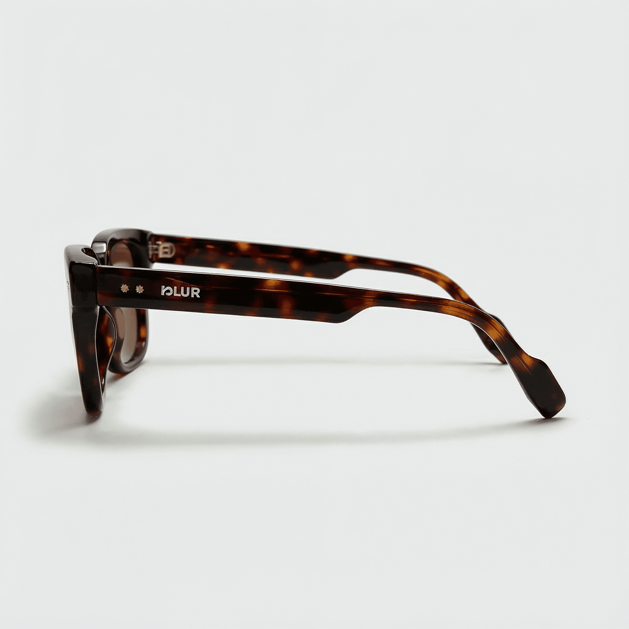 Titan C3 | Marrón — vista lateral | Blur Eyeshop